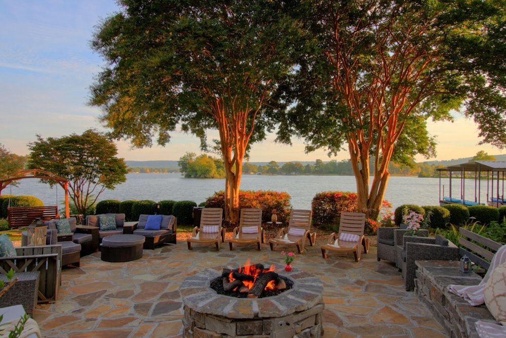 Restaurants Around Lake Hamilton